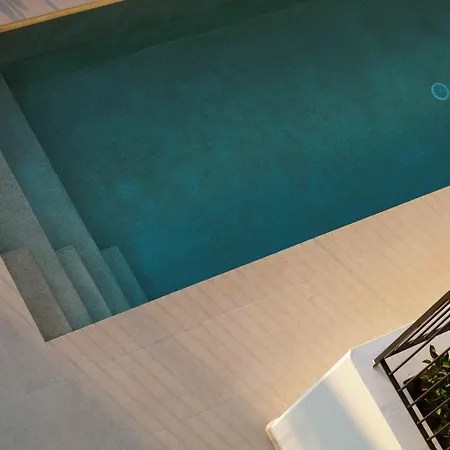 Aparthotel Sunshine By Athens Riviera *